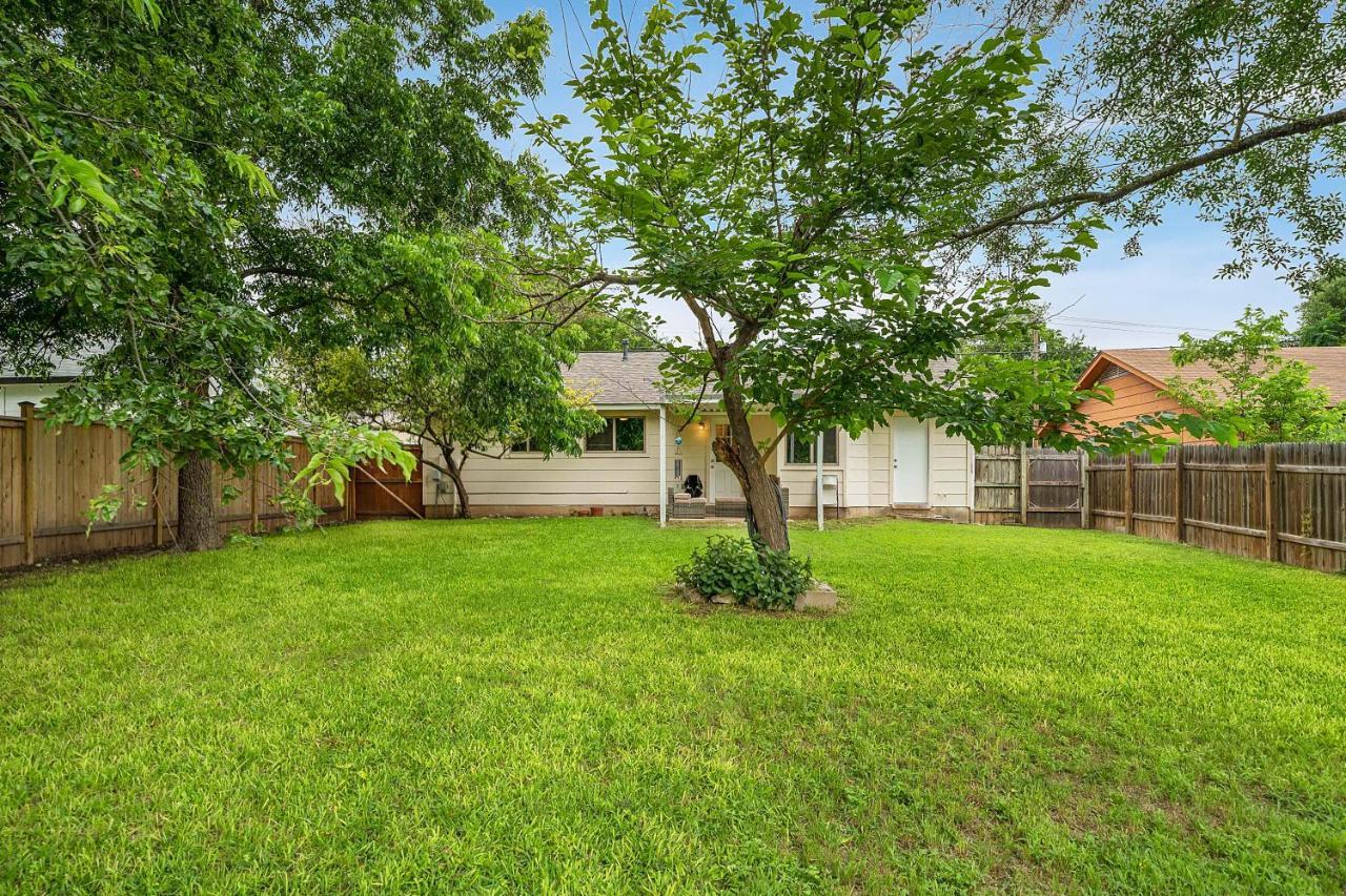 Brick House, Big Yard, Pets Welcome, 10 Min To Dt Austin Exterior photo